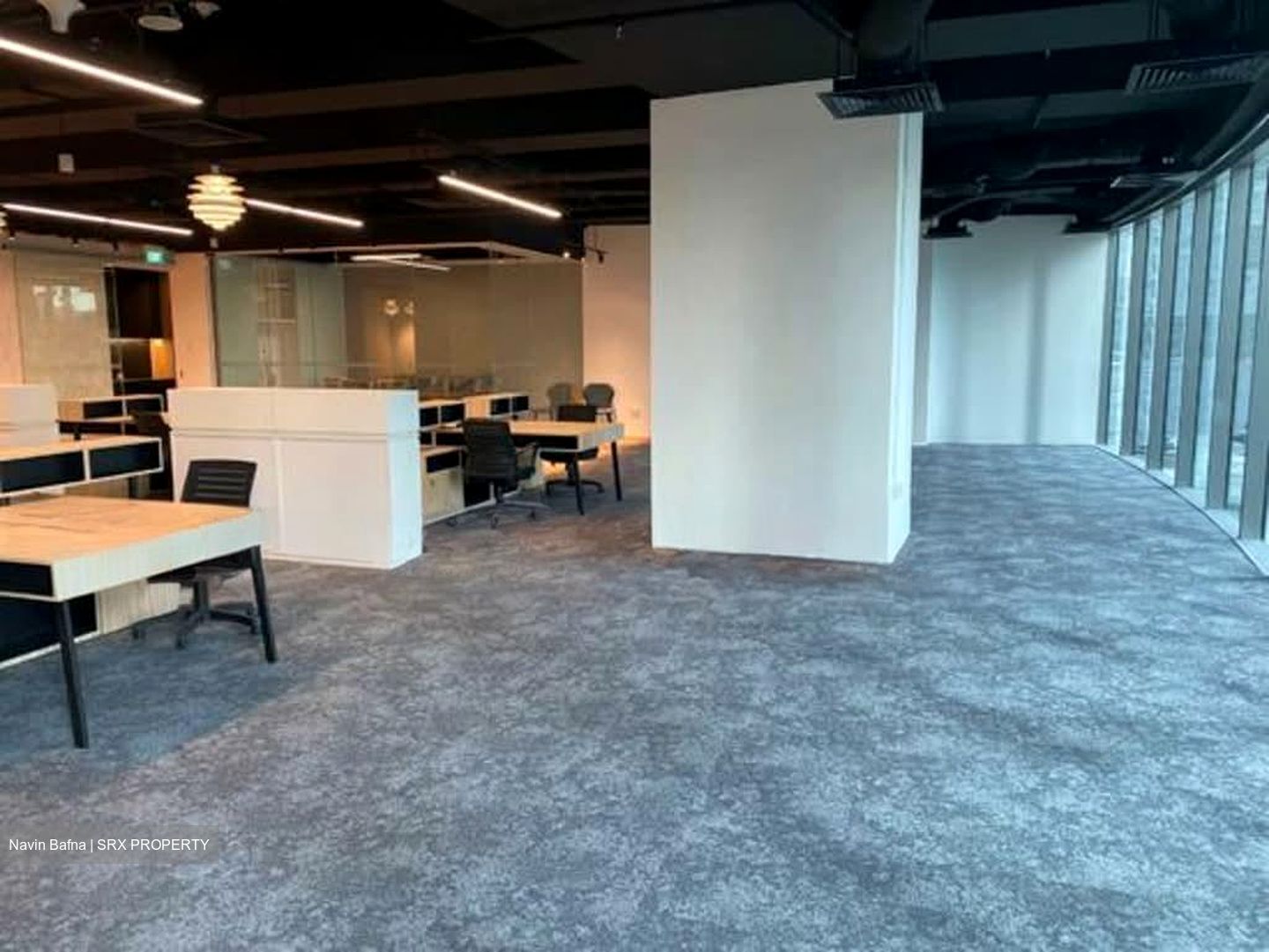 PLUS (D1), Office #533680541